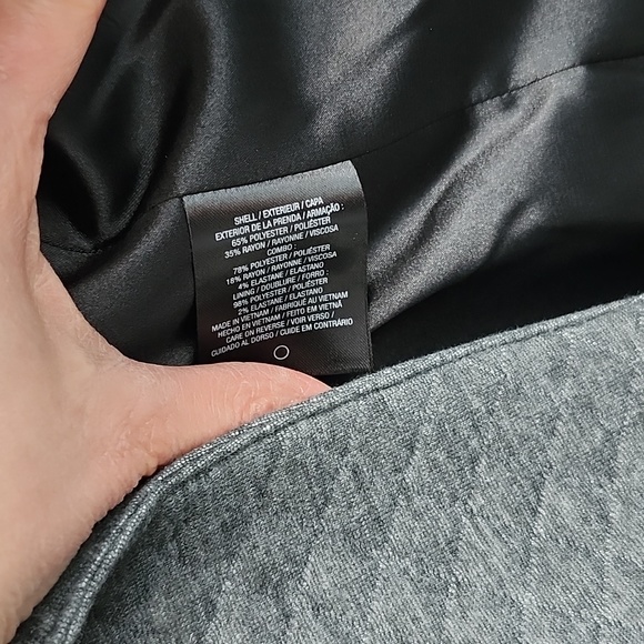 TAHARI Soft Quilted Zip Jacket With Pockets, Black/Grey, Sz Medium, EUC - Picture 5 of 7